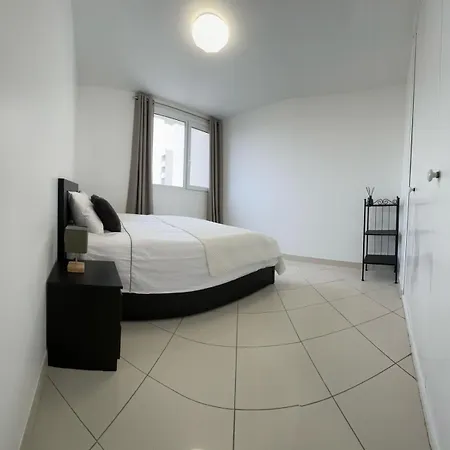 Apartment Lumineux 4 Pieces Refait A Neuf Aux Portes De Paris *