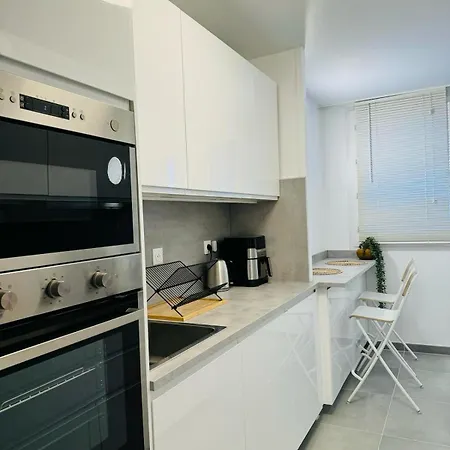 Apartment Lumineux 4 Pieces Refait A Neuf Aux Portes De Paris *
