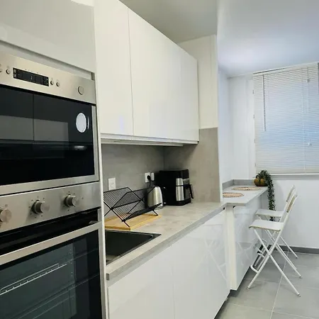 Lumineux 4 Pieces Refait A Neuf Aux Portes De Paris Apartment