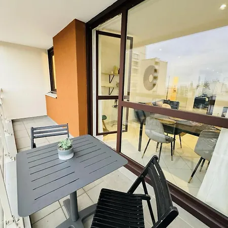 Apartment Lumineux 4 Pieces Refait A Neuf Aux Portes De Paris Les Lilas